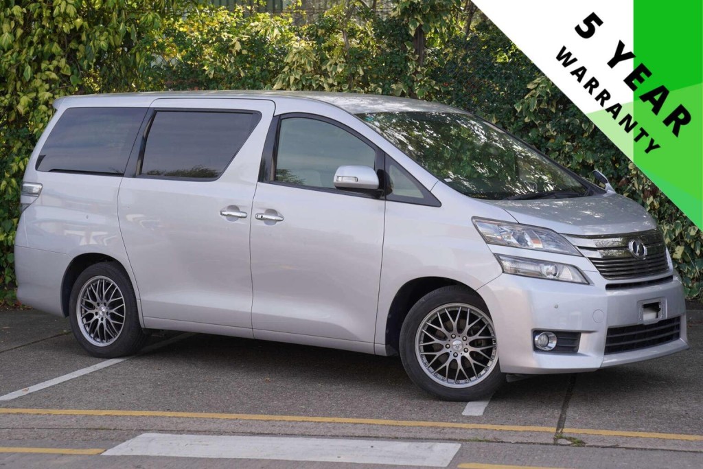 2013 Toyota Vellfire